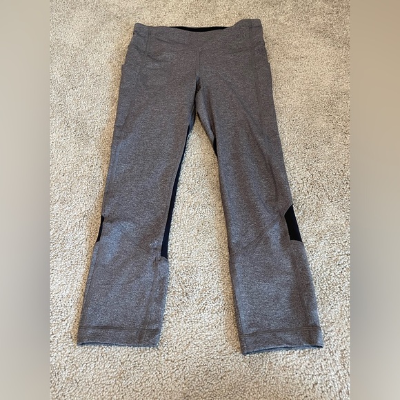 lululemon athletica Pants - LuluLemon Gray and Black Leggings‎ Size 4